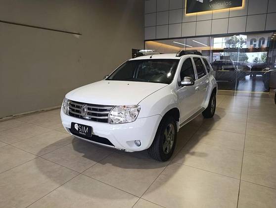 RENAULT DUSTER 2.0 DYNAMIQUE 4X2 16V FLEX 4P AUTOMÁTICO